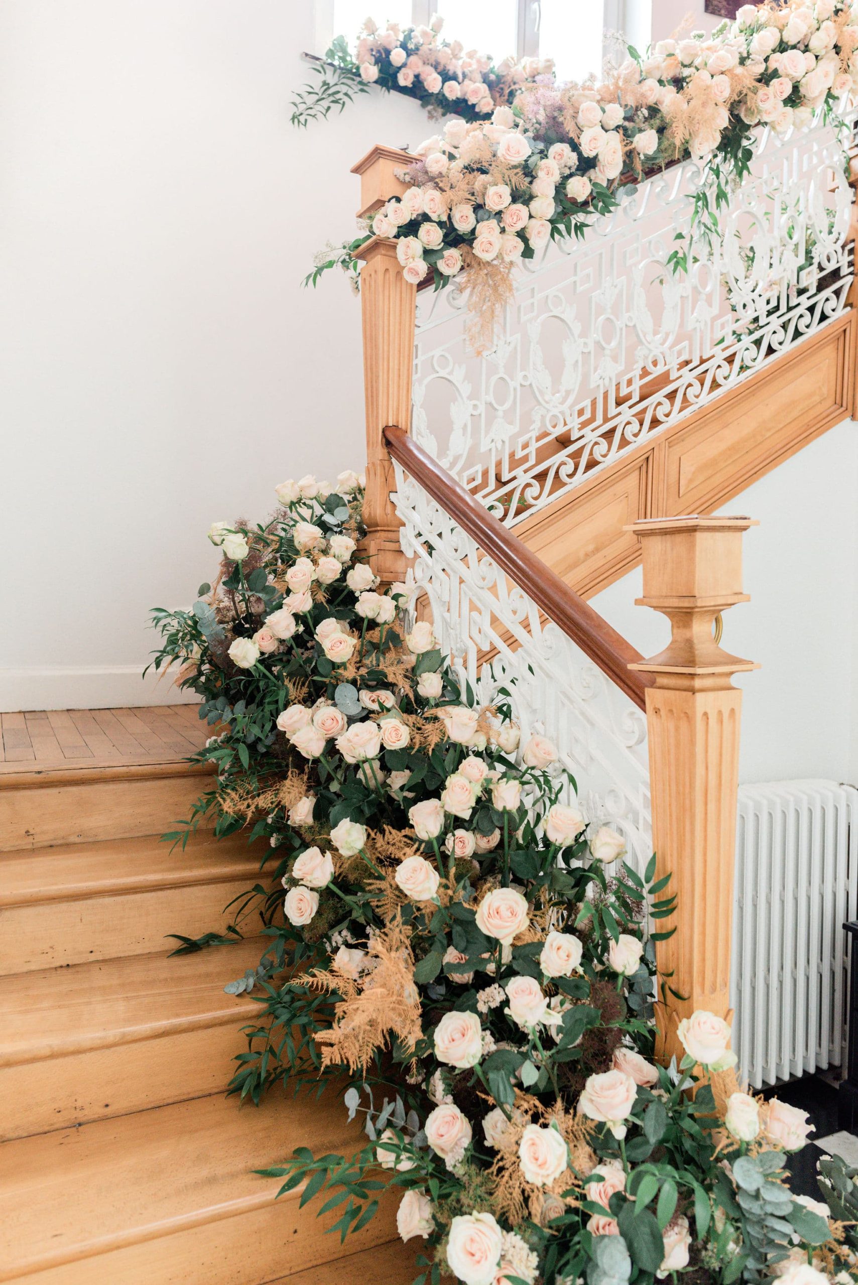 Staircase floral design Max Hurtaud